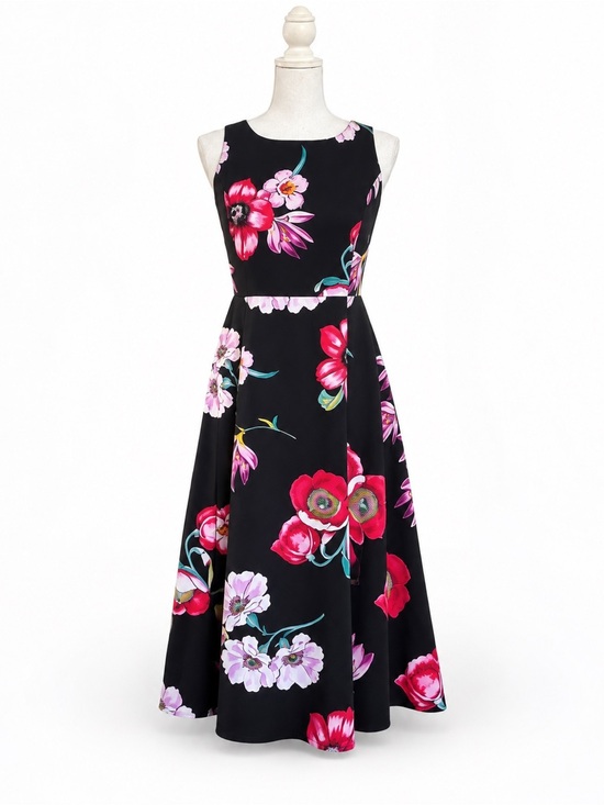 Ann Taylor Dresses & Skirts - Floral Spring Modi Dress Bow on Back NWOT Size 4